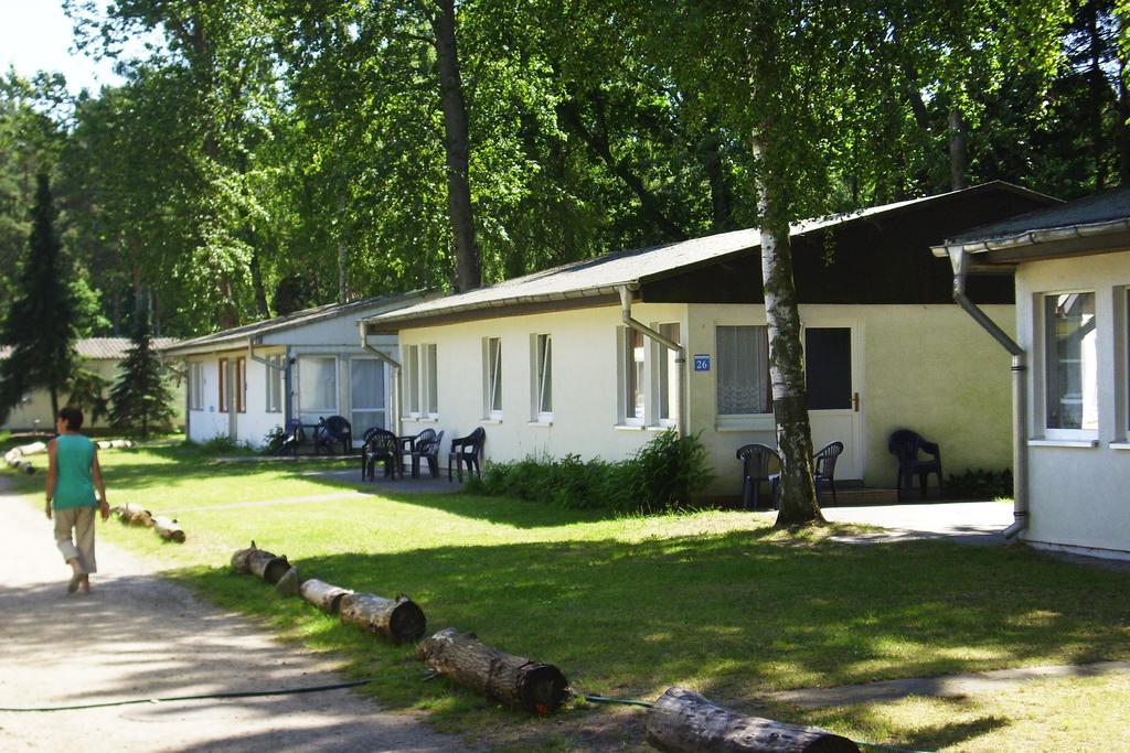 Hotel Feriencamp Trassenheide Extérieur photo